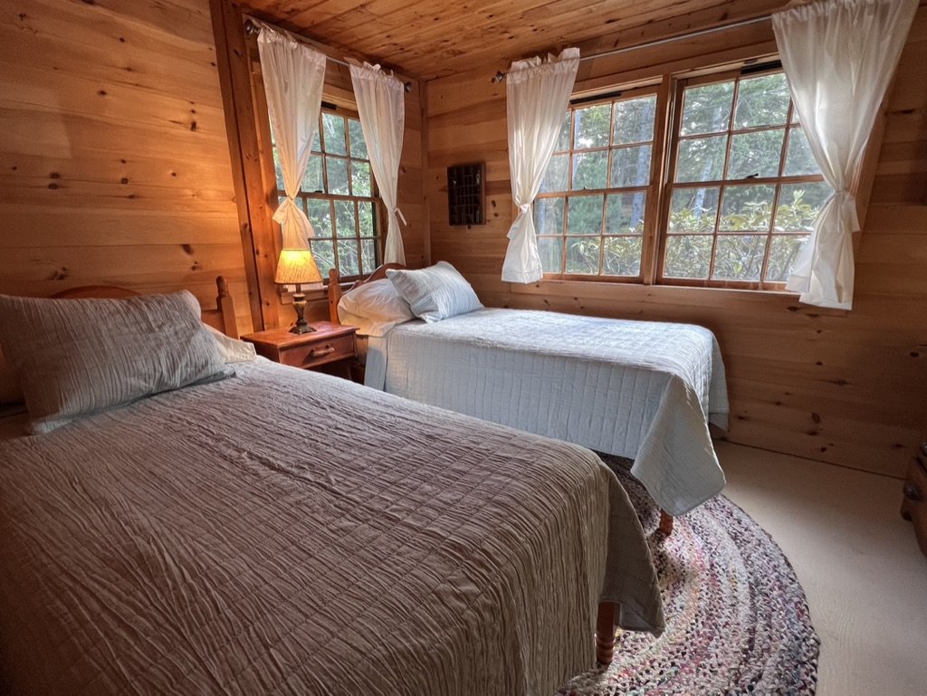 Still Meadow bedroom 2